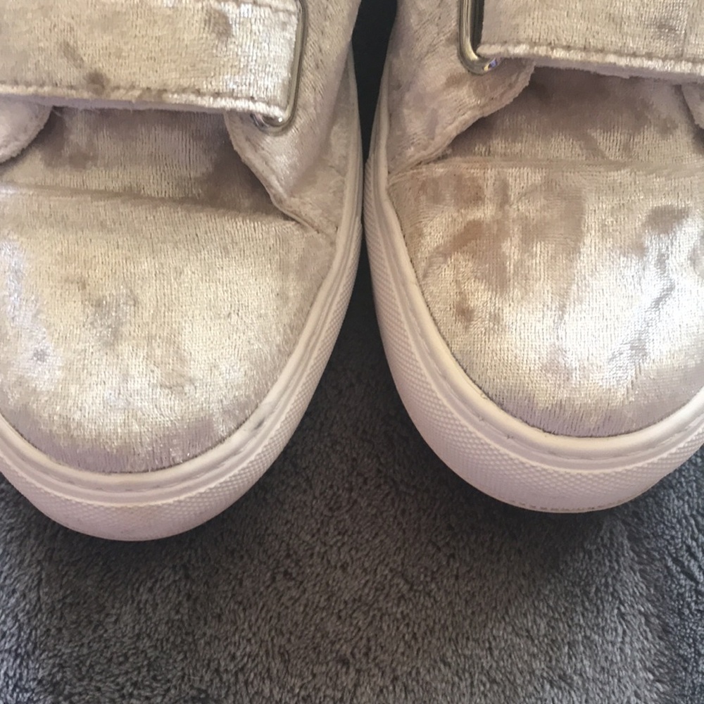 Katy Perry Velvet Sneakers “The Brielle” Tan Ivory Cream Women Size 7.5 - Picture 4 of 12